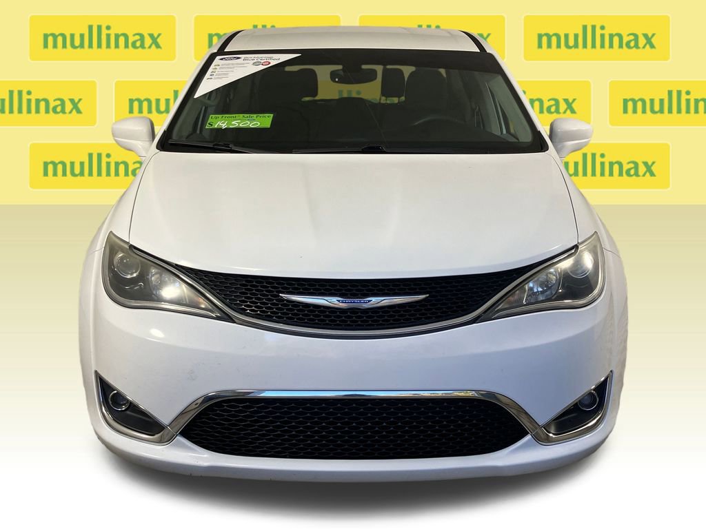 Used 2019 Chrysler Pacifica Touring Plus w/ Tire & Wheel Group image 8