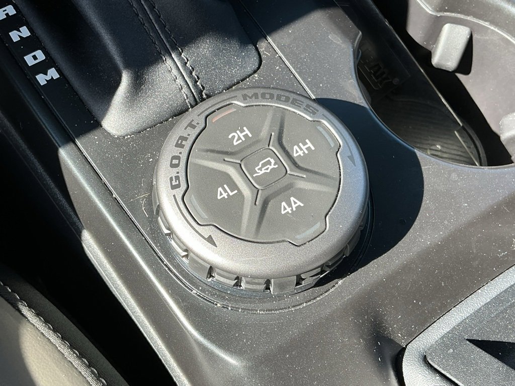 Certified 2025 Ford Bronco Outer Banks w/ Sasquatch Package image 41