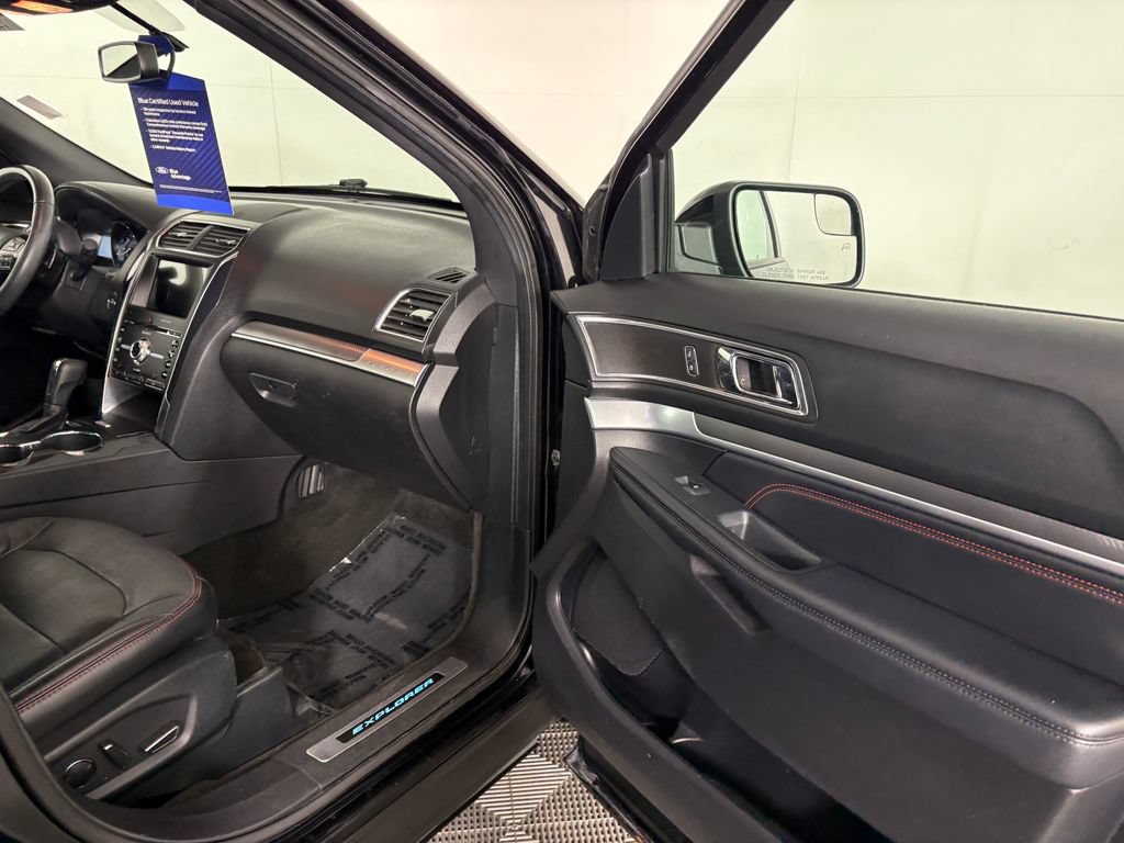 Certified 2018 Ford Explorer Sport AWD/4WD image 38