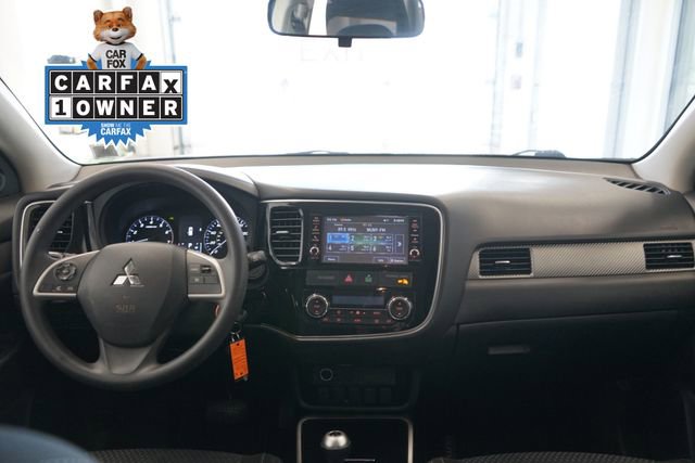 Used 2018 Mitsubishi Outlander ES FWD image 29