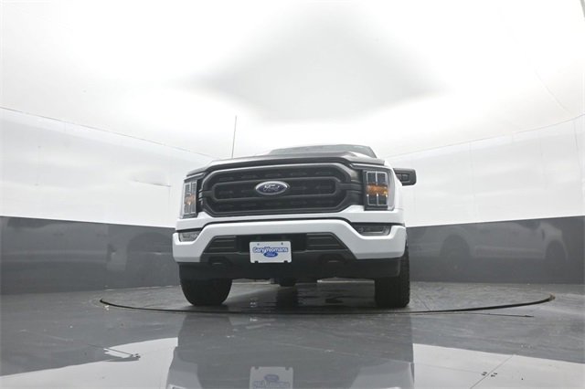 Certified 2022 Ford F150 XLT w/ Equipment Group 302A High image 25