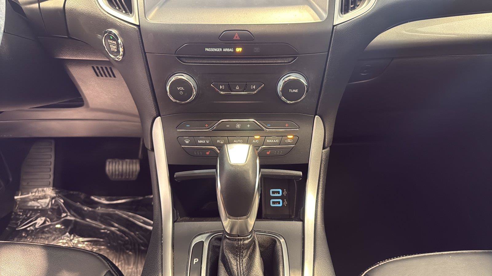 Certified 2018 Ford Edge SEL w/ Equipment Group 201A FWD image 27