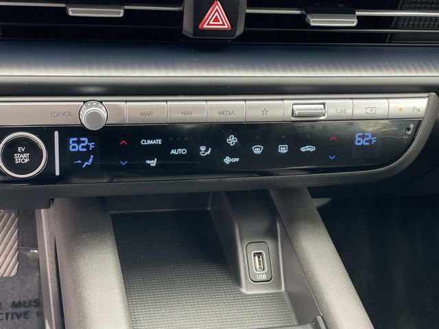 Used 2024 Hyundai Ioniq 6 SE RWD image 16