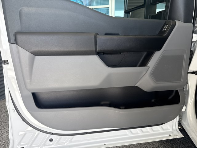 Certified 2025 Ford F350 XL w/ XL Chrome Package RWD image 5