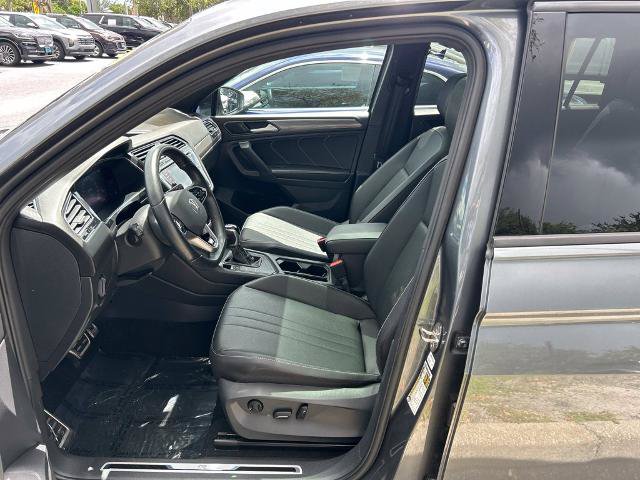 Used 2023 Volkswagen Tiguan SE R-Line FWD image 15
