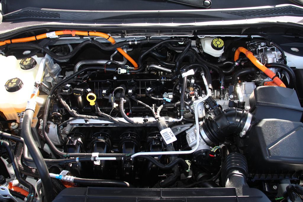 Certified 2022 Ford Escape SE w/ SE Sport Appearance Package FWD image 29
