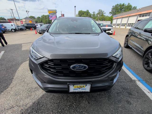 Certified 2022 Ford Edge SEL w/ Sport Appearance Package AWD/4WD image 2