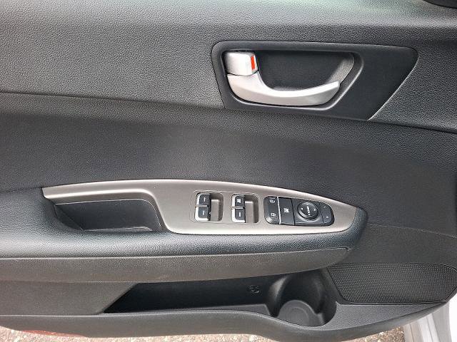 Used 2019 Kia Optima LX image 12