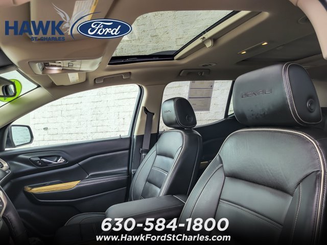 Used 2017 GMC Acadia Denali w/ Technology Package AWD/4WD image 9