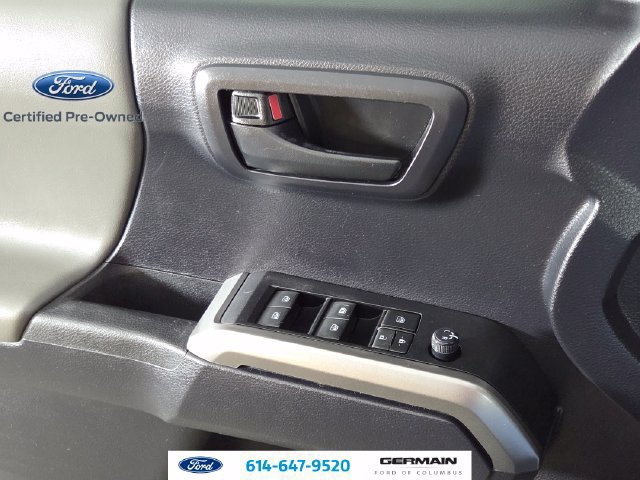 Used 2020 Toyota Tacoma SR5 AWD/4WD image 29