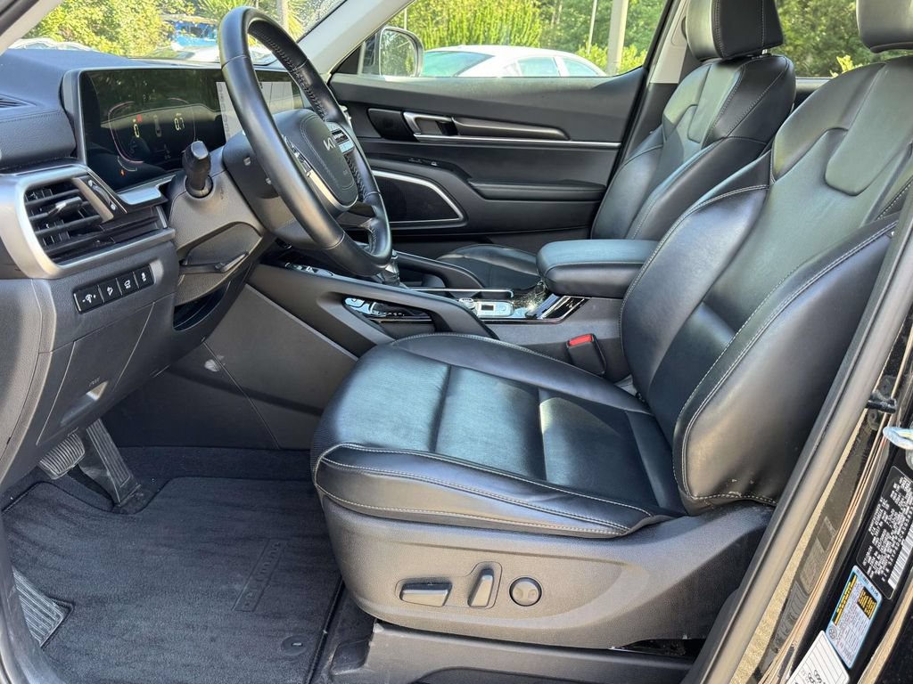 Used 2025 Kia Telluride S AWD/4WD image 22