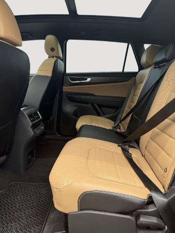 Used 2024 Volkswagen Atlas Cross Sport SEL AWD/4WD image 20