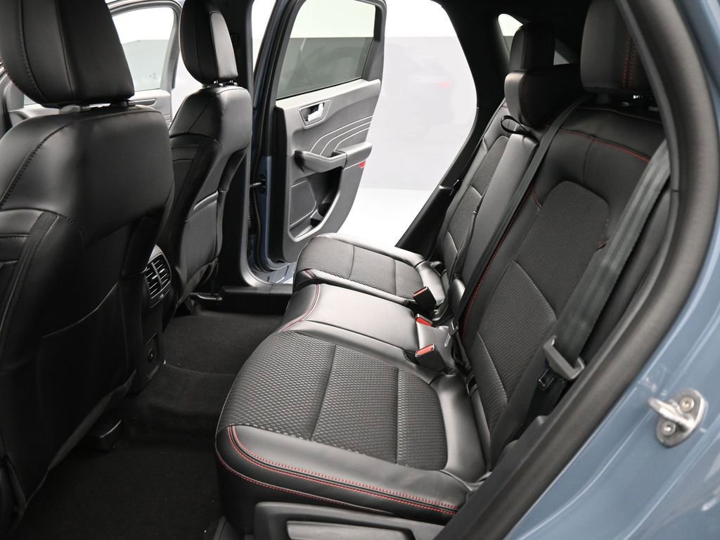 Certified 2025 Ford Escape ST-Line w/ Equipment Group 301A image 45