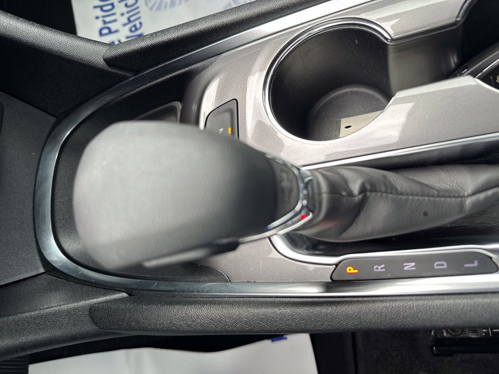 Used 2025 Chevrolet Malibu LT FWD image 19