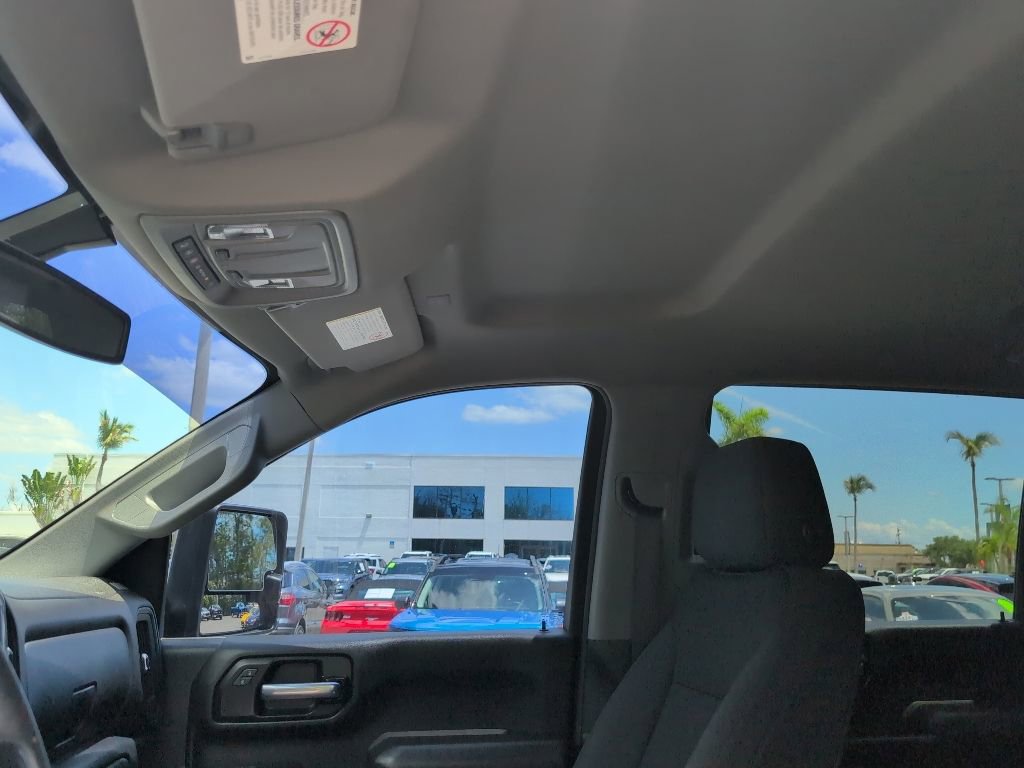 Used 2020 Chevrolet Silverado 2500 Custom w/ Custom Value Package AWD/4WD image 9