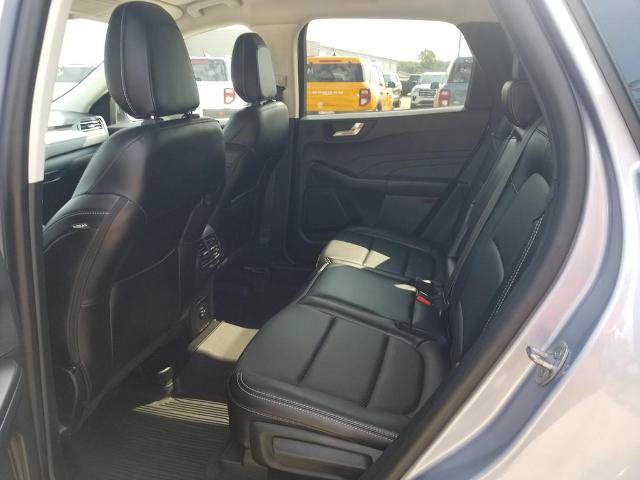 Certified 2022 Ford Escape SEL w/ Technology Package AWD/4WD image 15