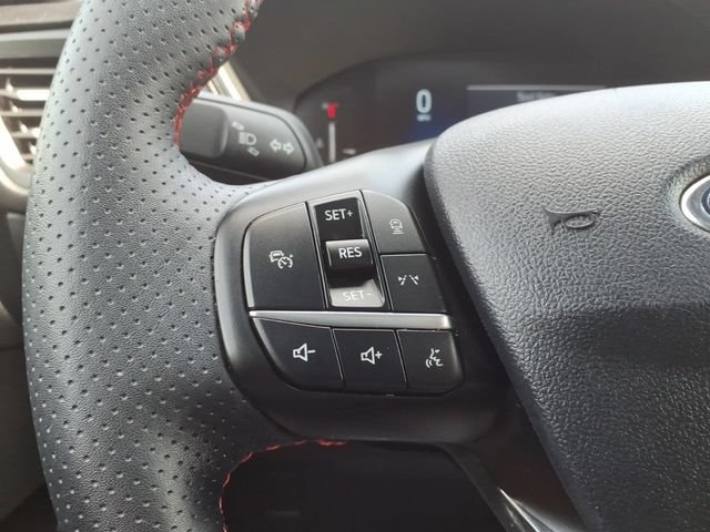 Certified 2024 Ford Escape ST-Line w/ Tech Pack #1 AWD/4WD image 14