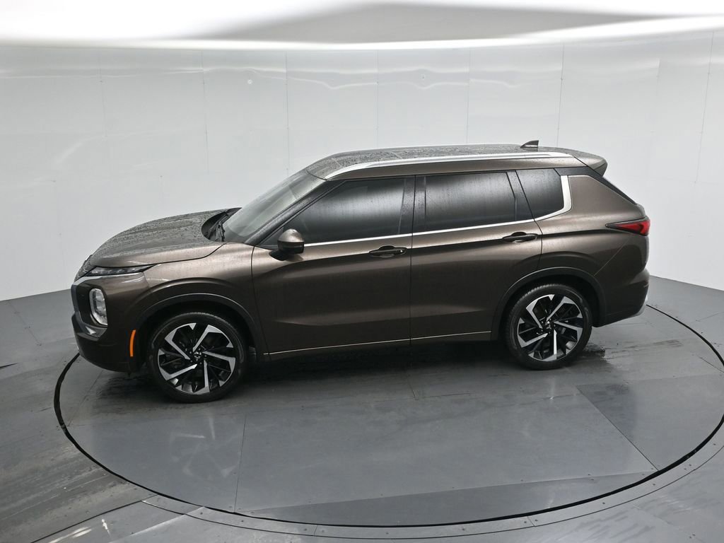 Used 2022 Mitsubishi Outlander SEL image 23