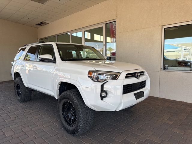 Used 2021 Toyota 4Runner SR5 Premium w/ Moonroof Package AWD/4WD image 6