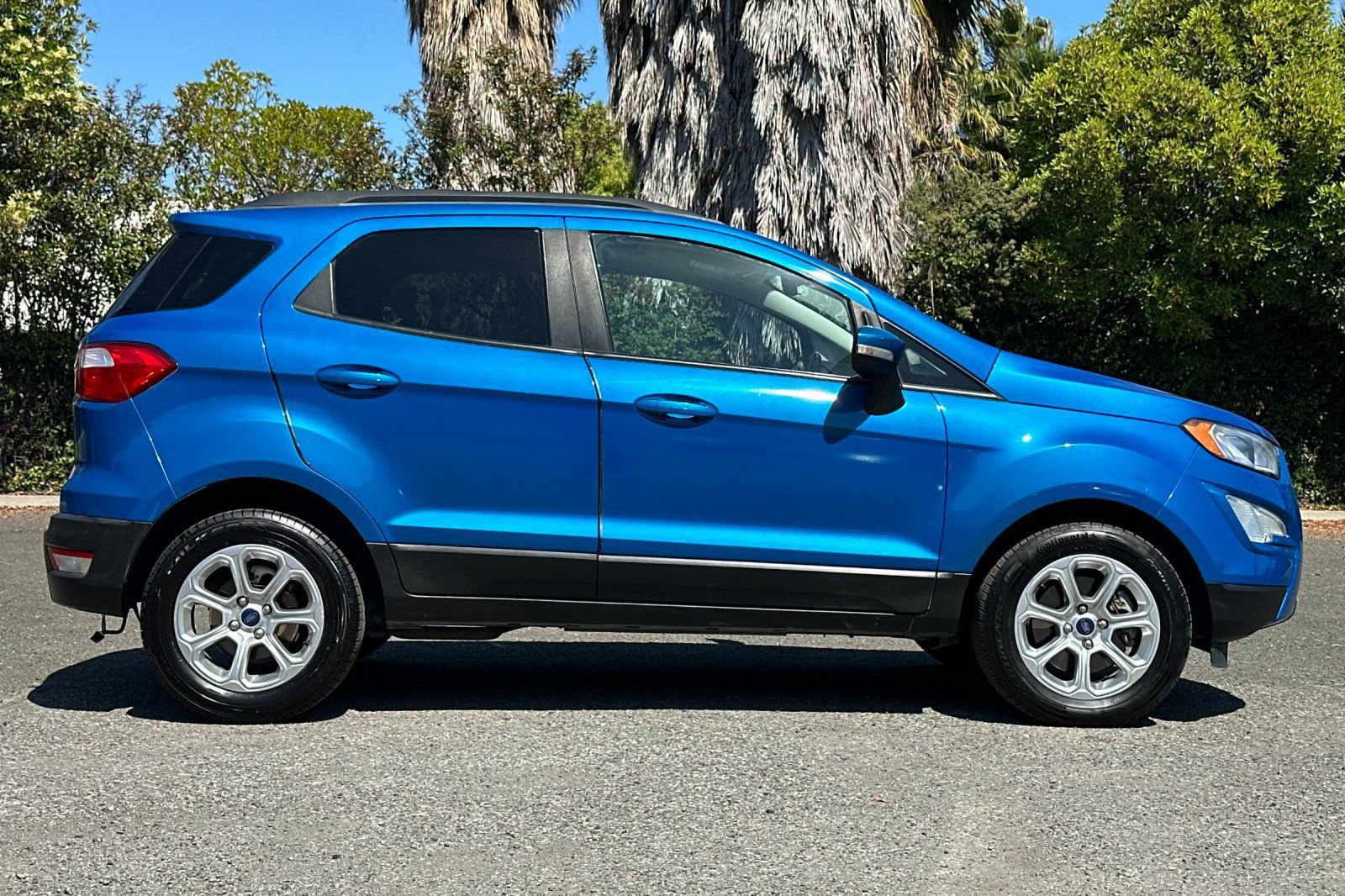 Certified 2020 Ford EcoSport SE FWD image 2