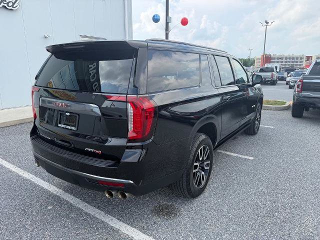 Used 2024 GMC Yukon XL AT4 w/ Technology Package AWD/4WD image 8