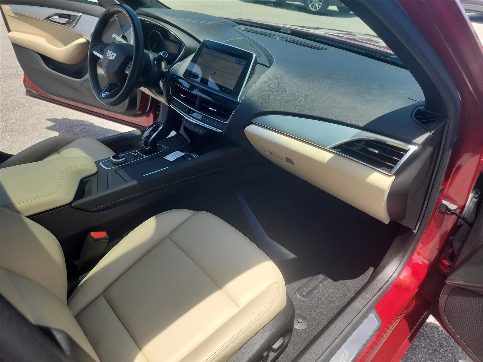 Used 2024 Cadillac CT5 Luxury w/ Sun And Sound Package RWD image 31