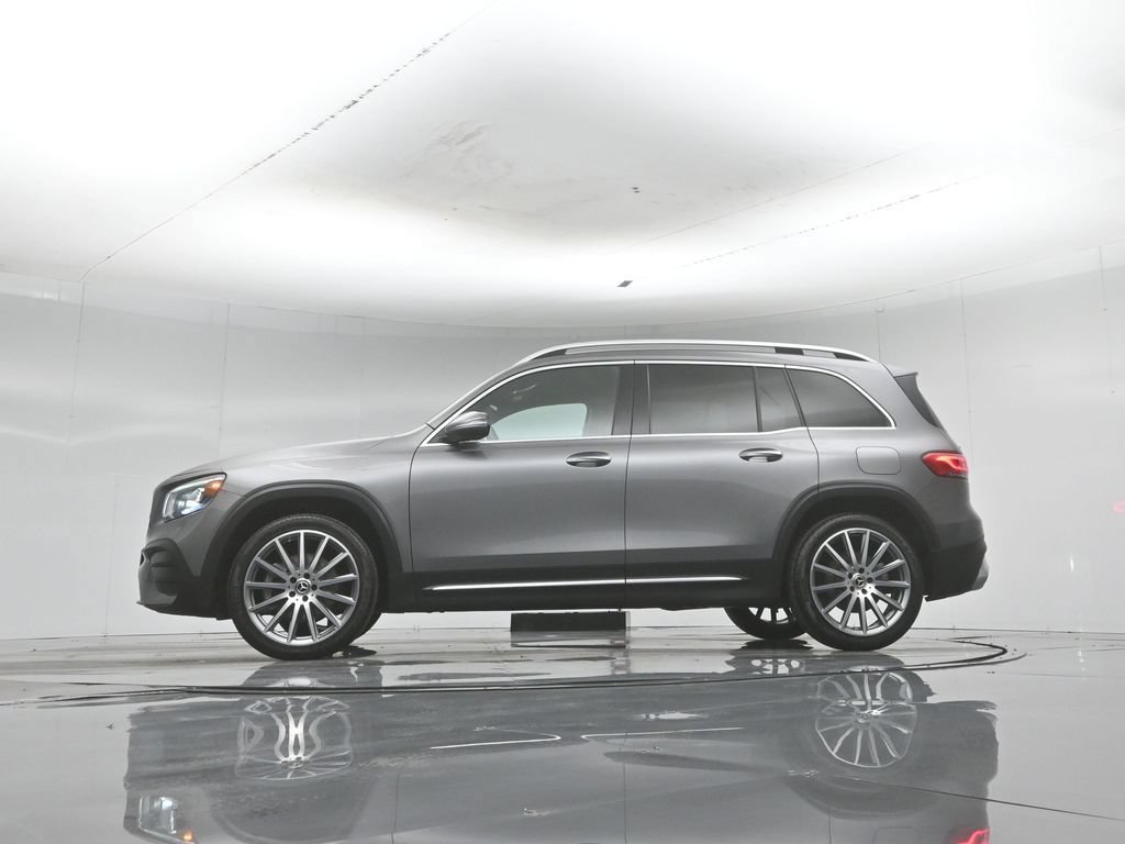 Used 2021 Mercedes-Benz GLB 250 image 7