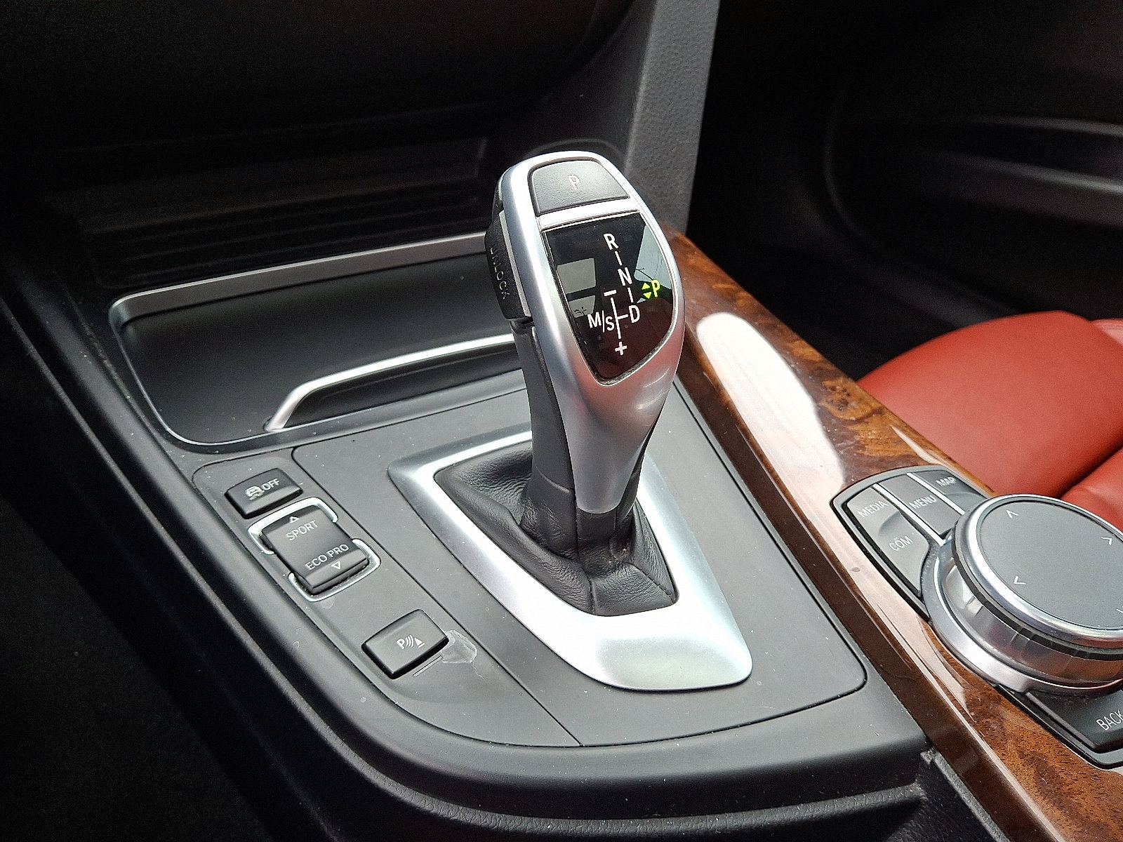 Used 2018 BMW 330i xDrive Wagon w/ Premium Package image 22