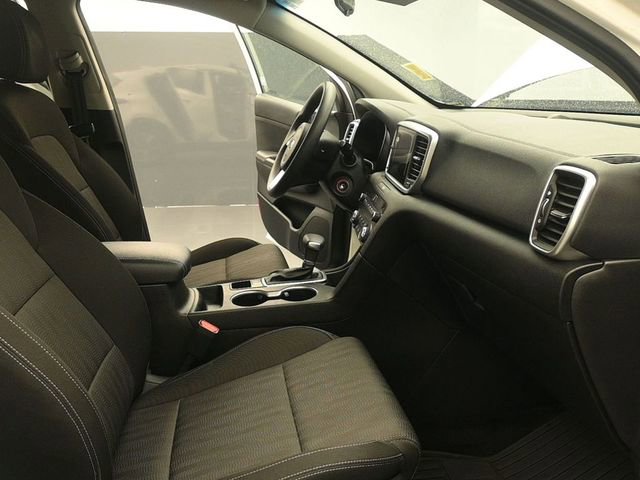 Used 2020 Kia Sportage LX image 14