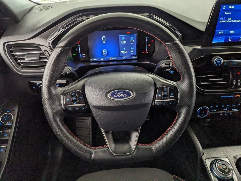 Certified 2024 Ford Escape ST-Line AWD/4WD image 10