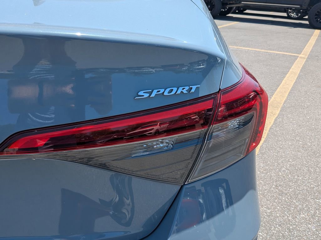 Used 2023 Honda Civic Sport image 11