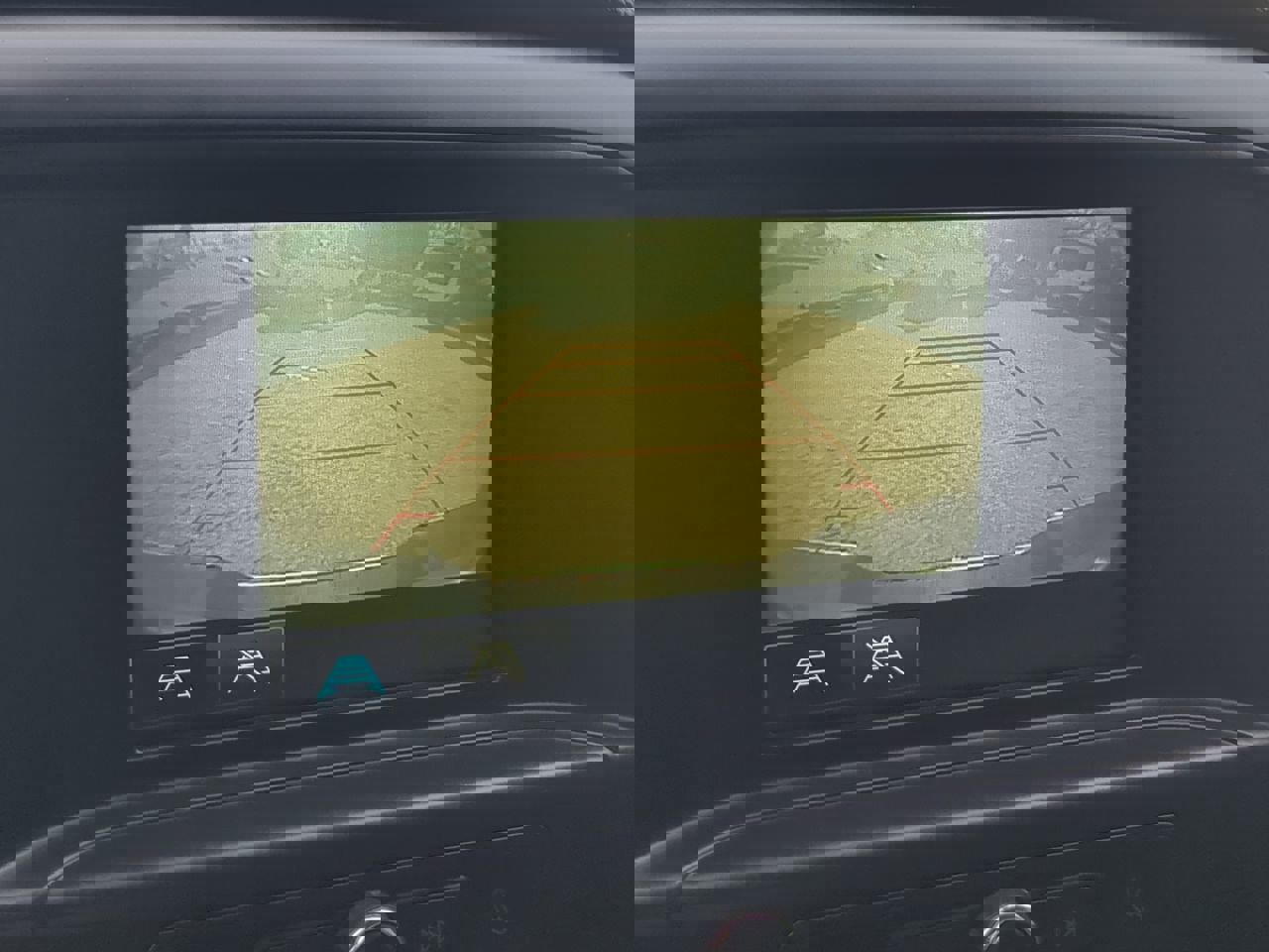 Used 2018 Chevrolet Silverado 1500 Custom w/ Custom Value Package image 18