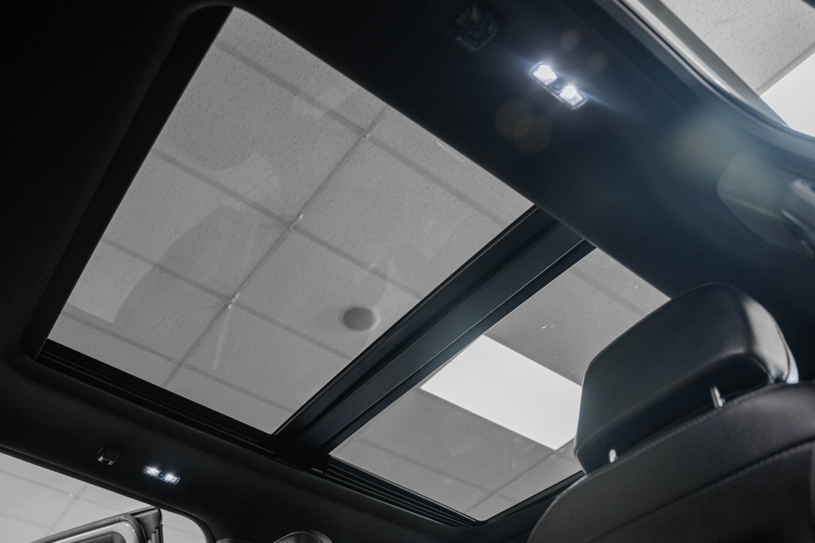 Certified 2023 Ford F150 Lariat w/ Equipment Group 502A High image 42