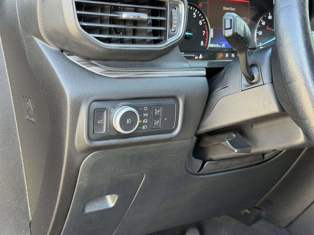 Certified 2022 Ford Explorer Limited AWD/4WD image 9