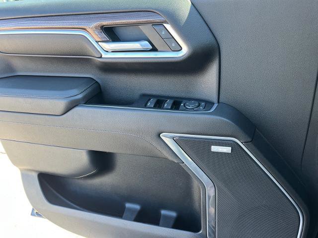 Used 2022 Chevrolet Silverado 1500 LT Trail Boss w/ LT Trail Boss Premium Package image 18