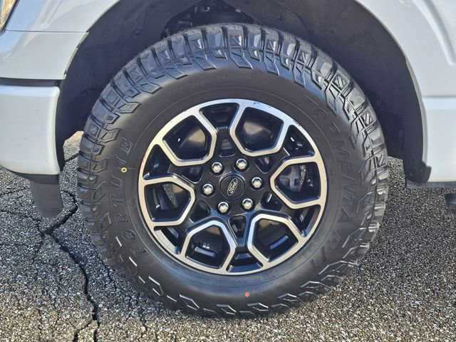 Certified 2022 Ford F150 XLT w/ Equipment Group 301A Mid image 30