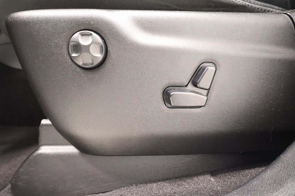 Used 2020 Jeep Grand Cherokee Limited image 18