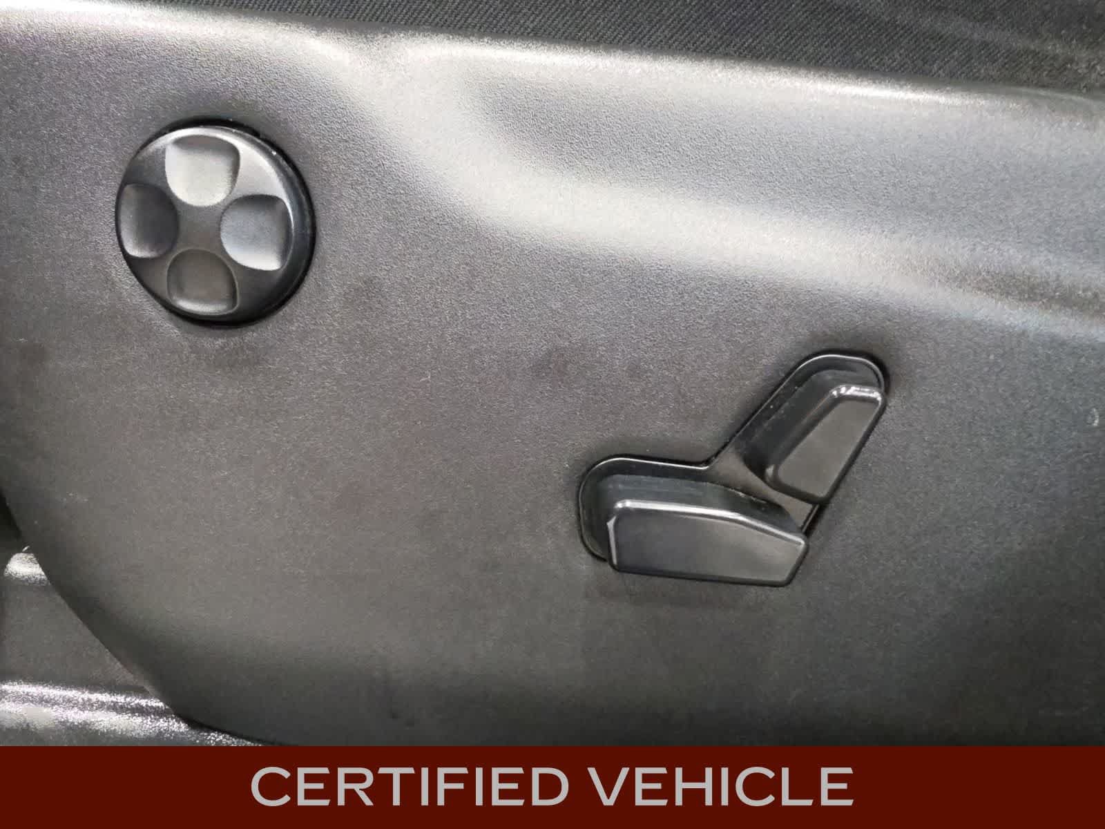 Used 2019 Jeep Grand Cherokee Altitude AWD/4WD image 18