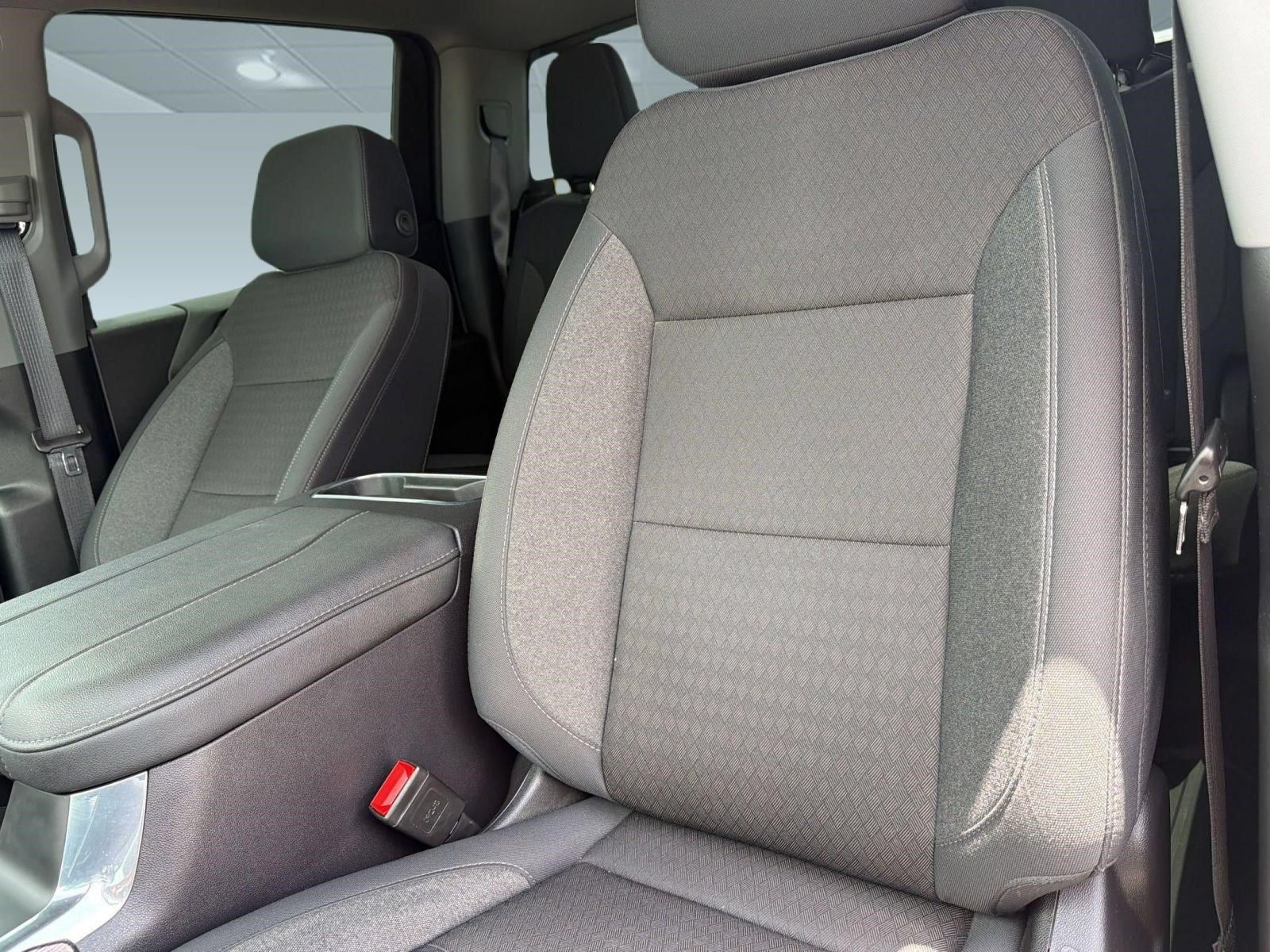 Used 2024 Chevrolet Silverado 1500 LT Trail Boss w/ Convenience Package II AWD/4WD image 25