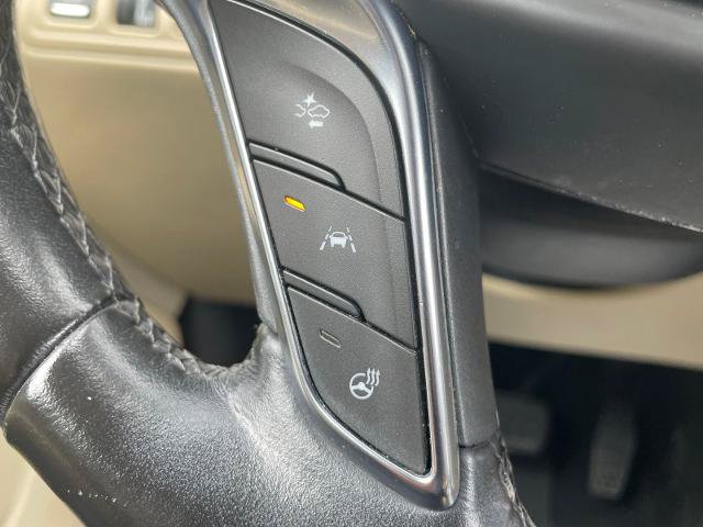 Used 2019 Cadillac XT5 Premium Luxury w/ Driver Assist Package AWD/4WD image 16