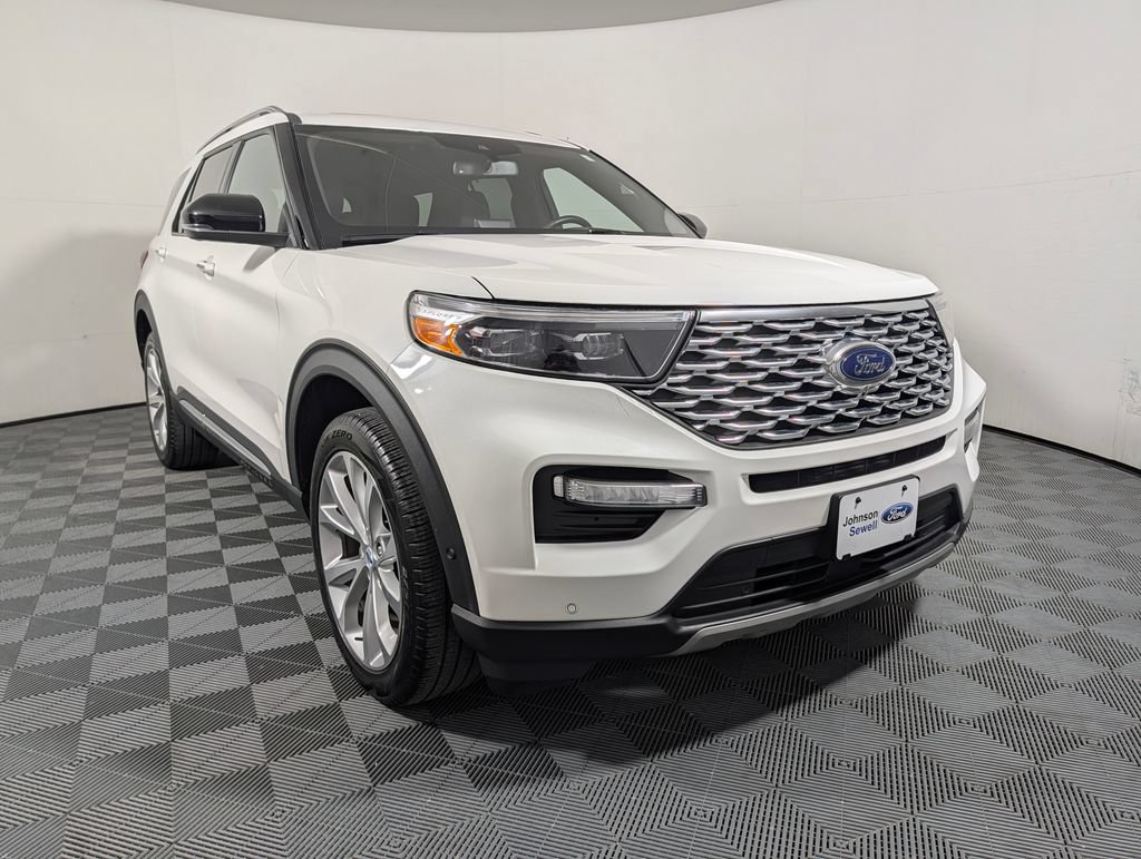 Certified 2023 Ford Explorer Platinum w/ Technology Package