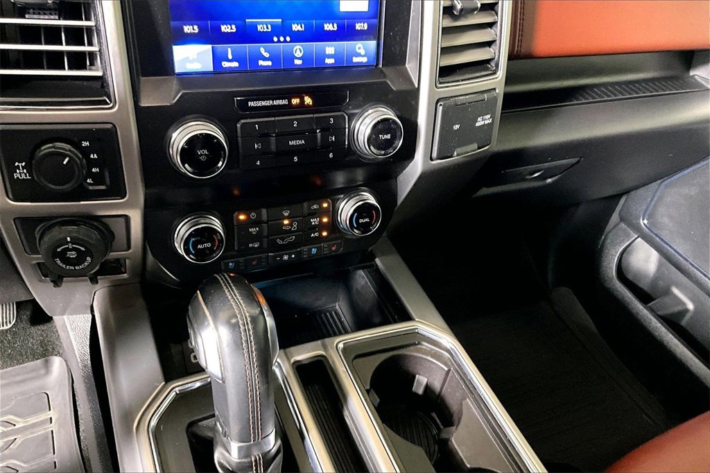 Certified 2019 Ford F150 Platinum w/ Equipment Group 701A Luxury image 25