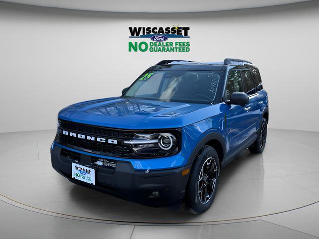 Certified 2025 Ford Bronco Sport Outer Banks w/ Outer Banks Tech Package+ AWD/4WD image 15