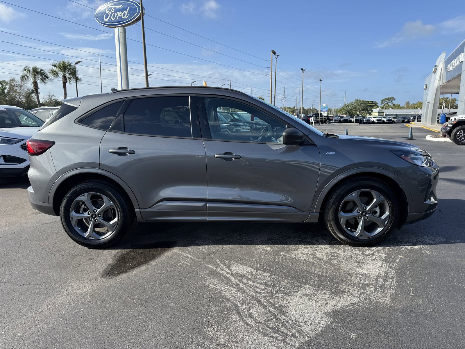 Certified 2023 Ford Escape ST-Line w/ Equipment Group 301A image 3