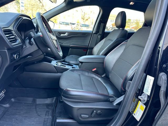 Certified 2023 Ford Escape ST-Line w/ Tech Pack #1 image 36