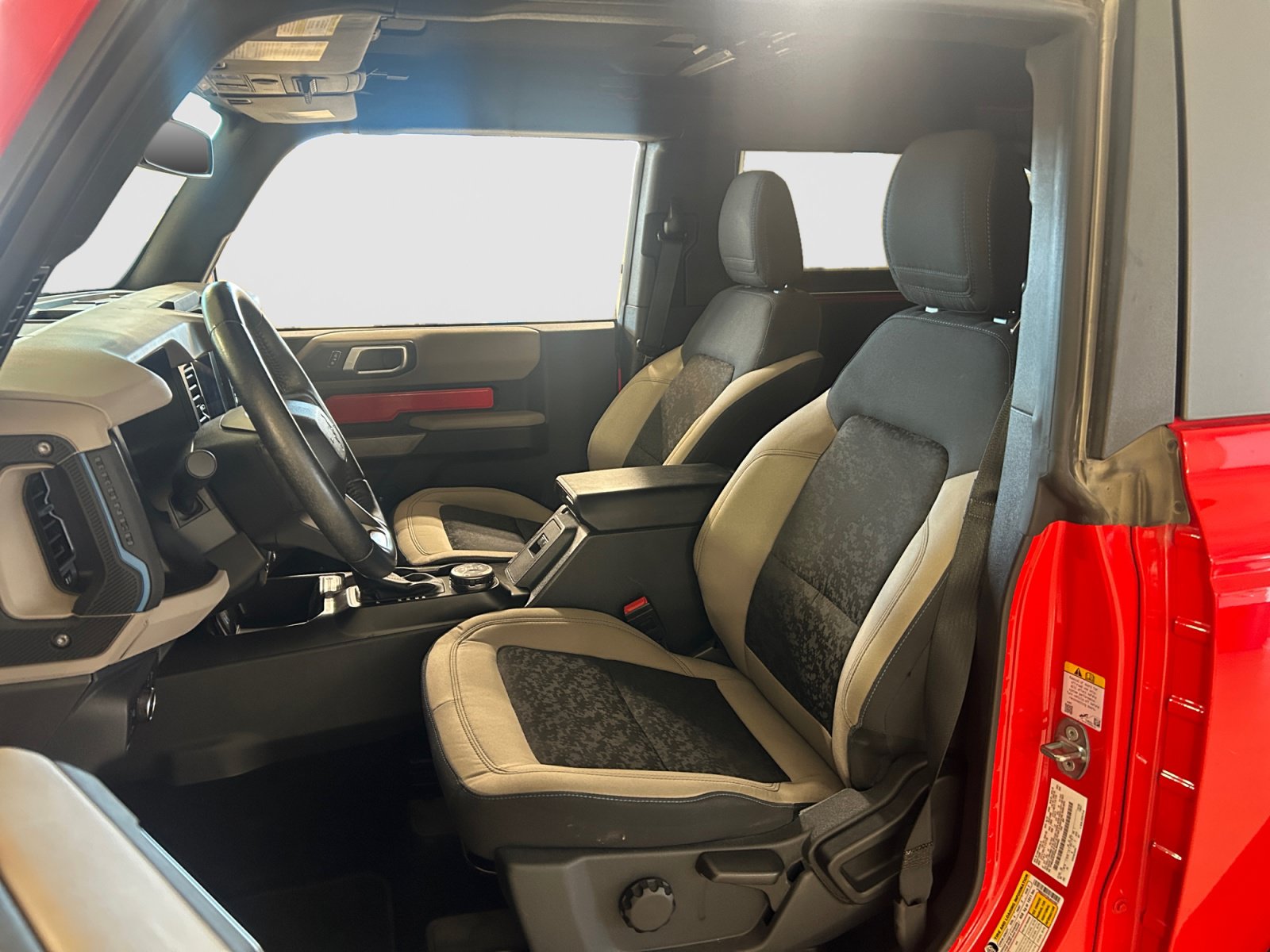 Certified 2022 Ford Bronco Wildtrak AWD/4WD image 12