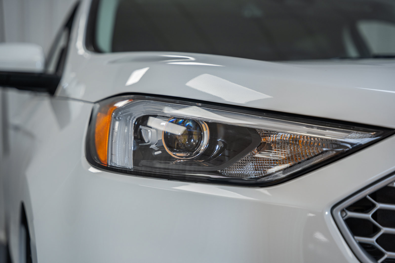 Certified 2024 Ford Edge SEL w/ Convenience Package AWD/4WD image 17
