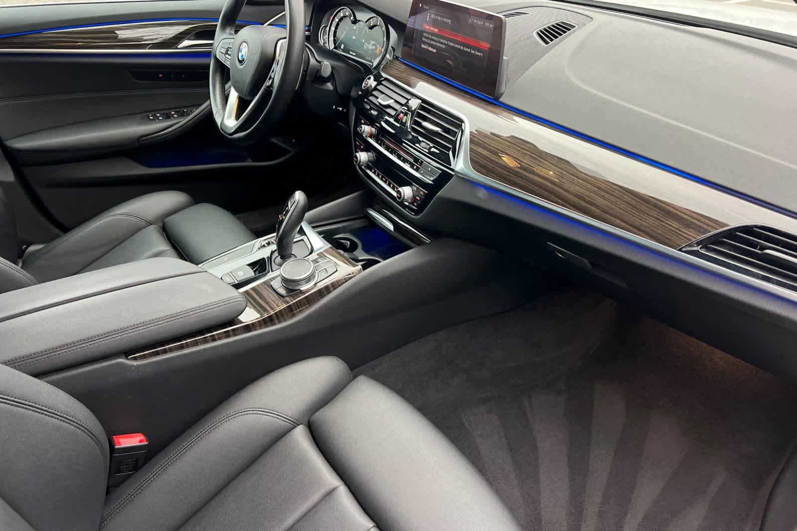 Used 2019 BMW 530i 530i w/ Convenience Package image 15