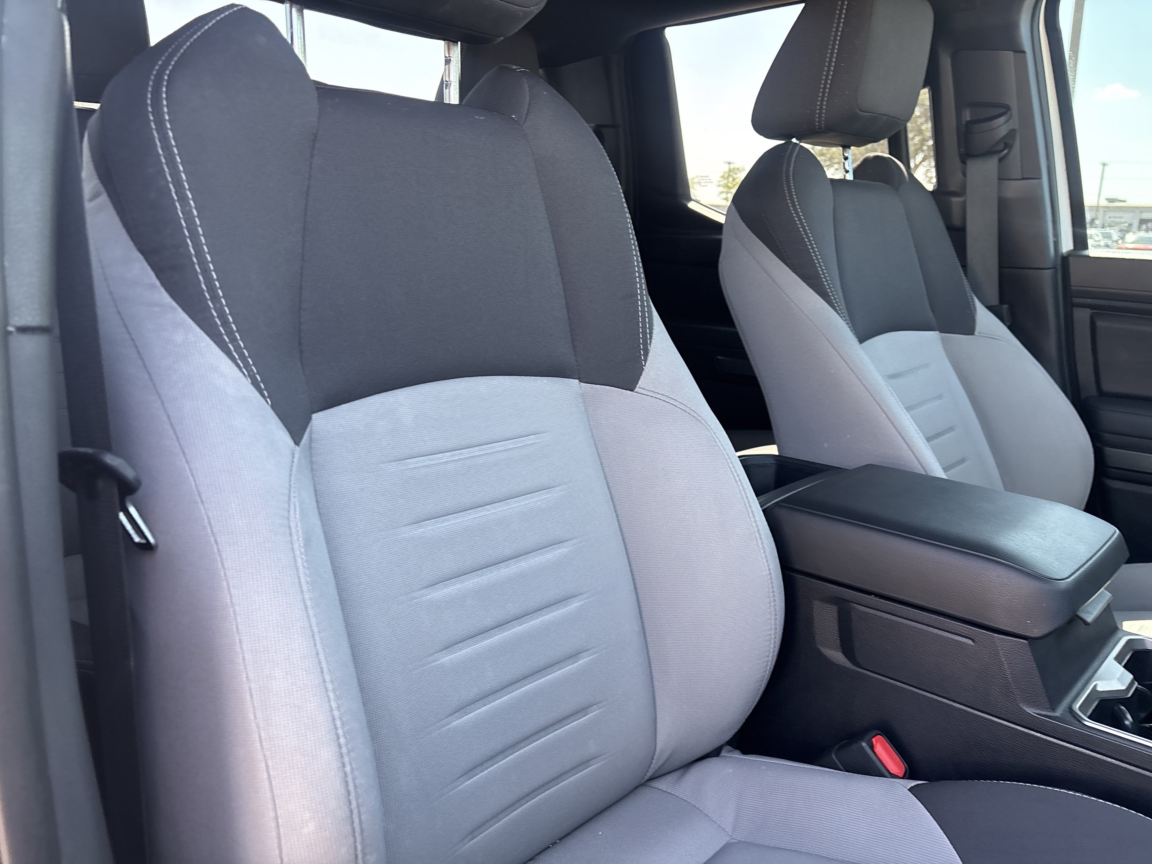Used 2025 Toyota Tacoma TRD Sport AWD/4WD image 26