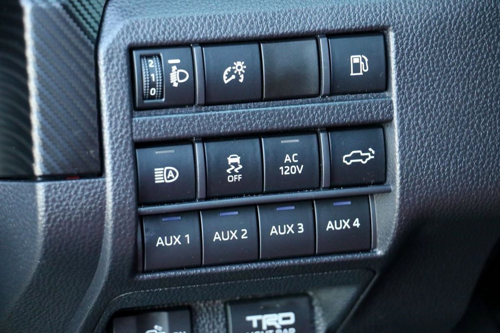 Used 2025 Toyota Tacoma TRD Pro image 19